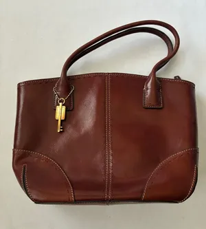 Fossil Classic Brown Leather Tote Bag with Gold Key Charm thumbnail 1