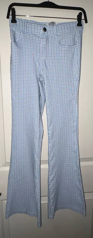 Hollister high rise Light Blue Plaid flared Pants thumbnail 1