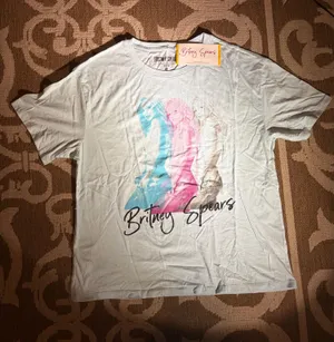 britney spears White Size M thumbnail 1