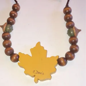 Vintage Brown Wooden Leaf & Beads Boho Fall Necklace thumbnail 9
