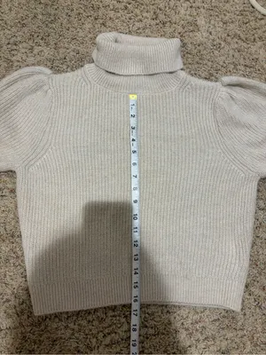 J. Crew Cream Cropped Puff Sleeve Turtleneck Sweater Wool Alpaca Size Medium thumbnail 14
