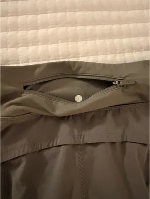 Lululemon Shorts 2.5" thumbnail 3