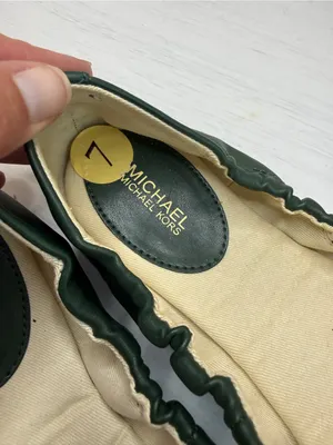 Michael Kors MK Ballet Flats Ballet Flat Gold Lock Sz 7 thumbnail 3
