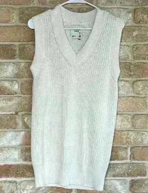 Abercrombie & Fitch Tunic Sweater Vest thumbnail 1