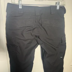 5.11 Tactical Pants Women Sz 4 Black Cargo Utility Durable Comfort Pockets thumbnail 5