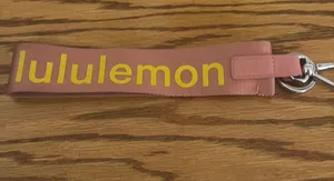 Lululemon Keychain thumbnail 1