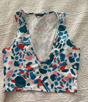 Crop Top thumbnail 1