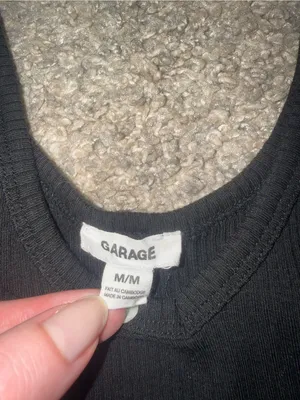 Garage - Cropped Ribbed V-Neck Tank Top - M, Black thumbnail 3