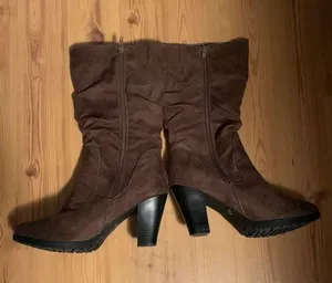 NEW Women WhiteMt brown boots SZ 11 thumbnail 1