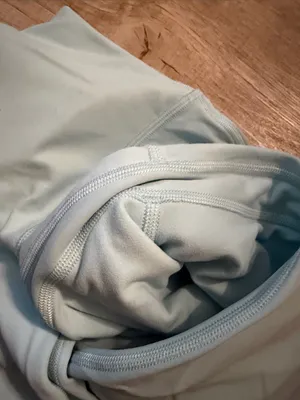 Like NEW Lululemon Align High Rise 28 Size 4-*Retired* thumbnail 6