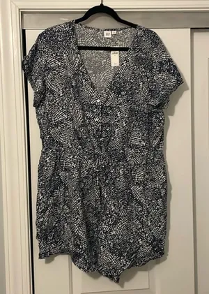 Gap Women’s Romper thumbnail 1