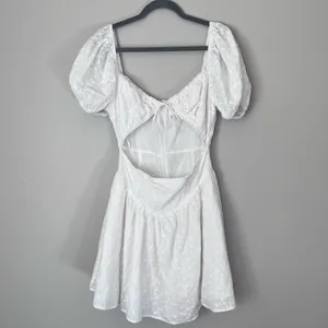 Sabo Skirt Alika Floral Embroidered Corset Cutout Waist Puff Sleeve Mini Dress White thumbnail 2