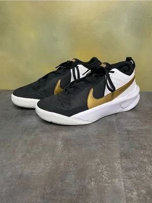Nike Team Hustle D 10 GS Black Metallic Gold White Women's Sneakers Size 7-7.5 thumbnail 3