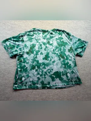 Green Bay Packers Kadi Floral Camo Performance Shirt Women’s L thumbnail 2