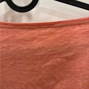 Lululemon Athletica Back In Action Long Sleeve thumbnail 4