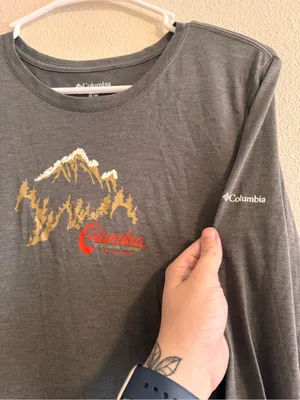 Columbia Gray Long Sleeve Mountain Logo Tee with Gold Accent thumbnail 2