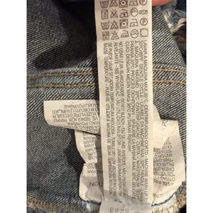 ZARA Trafaluc Cropped Denim Jacket Distressed Raw Hem Blue S 5252/215/400 thumbnail 10
