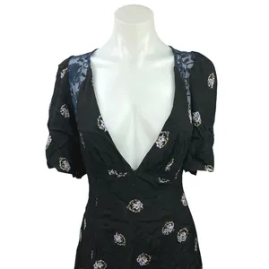Free People Mockingbird Black Floral Deep V-Neck Open-Back Lace Mini Dress Sz 2 thumbnail 8