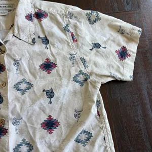 Women’s western shirt thumbnail 3
