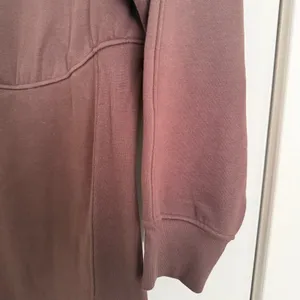 lululemon Scuba Long-Sleeve Dress Size 10 Espresso Brown Fleece Sweatshirt NWOT thumbnail 6