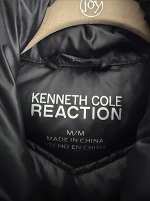 Kenneth Cole Reaction Women's Black Quilted Chevron Puffer Jacket Size Medium thumbnail 2