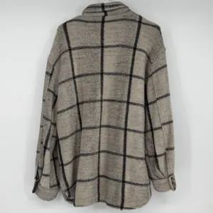 Z‎ SUPPLY Women Medium Gray Plaid Fuzzy Shacket Shirt Jacket Oversized thumbnail 2