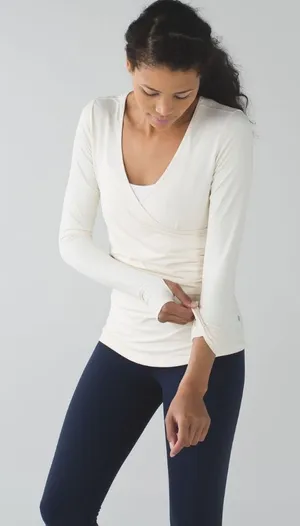 Lululemon Sunset Salutation Long Sleeve Angel Wing Athleisure SZ 6 thumbnail 1