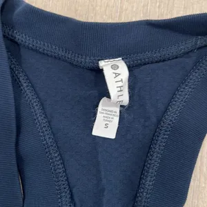- Athleta tank top thumbnail 2