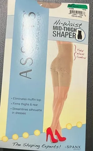 New in package - Assets by Spanx - size 3 (see size on picture) nude thumbnail 1