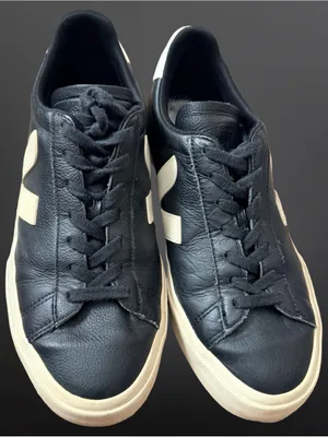 VEJA Campo Black & White Leather Sneakers — Women’s 10 thumbnail 7
