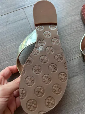 Tory Burch Thora Sandal Flip Flops Gold 9 Metallic Glitter thumbnail 3
