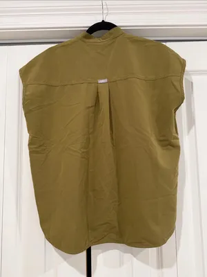 Women’s FIGS Martini Olive Rafaela Scrub Top thumbnail 3