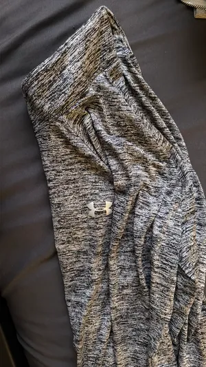 HeatGear Under Armour Women’s grey long sleeve sweatshirts thumbnail 10