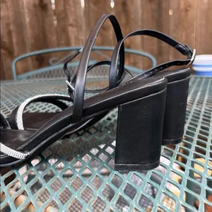 Source Unknown Black Strappy Platform 3 Inch Heels with Rhinestone Detail Bridesmaids Formal 8 thumbnail 7