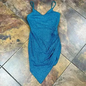 New! NWT Windsor Glimmer Girl Glitter Knit Mini Dress Medium thumbnail 4
