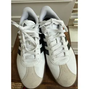 Adidas VL Court 3.0 Sneakers White Black Women’s $80 9 thumbnail 3