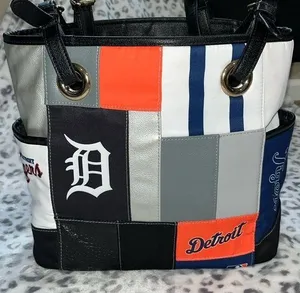 The Bradford Exchange Tigers Tote thumbnail 1
