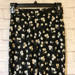Boutique NEW Wild Child Daisy Flares thumbnail 9