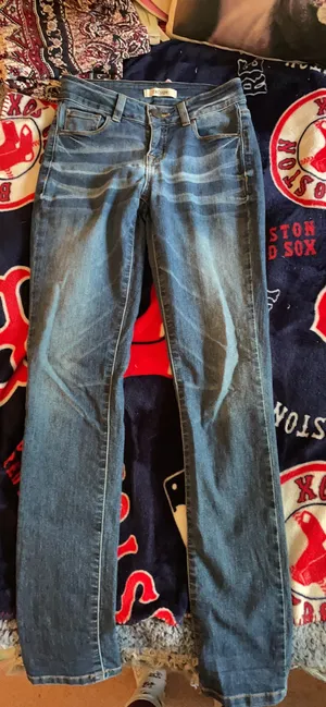 Jeans thumbnail 1