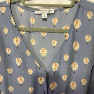 41 Hawthorn Top 2X Cute Blue Silky Hot Air Balloon Print Shirt Blouse Tie Sleeve thumbnail 3