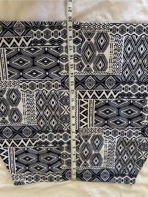 Like New pencil skirt in navy and white geometric print | size L thumbnail 6