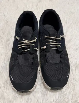 On Cloud Shoes in Black Size Women's 10 thumbnail 1