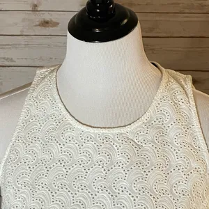 theory coquette white ‘Ellice’ sleeveless eyelet lace blouse Size Medium thumbnail 2