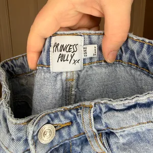 Princess Polly Light Blue High Rise Jeans thumbnail 3
