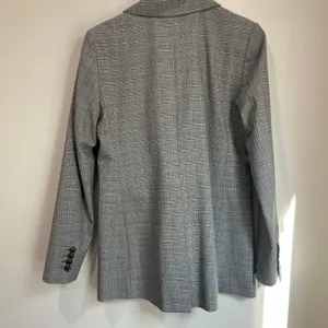 LOFT Blazer Size 2 Gray Plaid Double Breasted Career Office‎ Jacket thumbnail 2