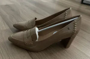 Tan Dress Shoes Size 9 thumbnail 3