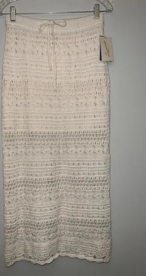 Universal Threads NWT Women's Openwork Midi Sweater Skirt Sz S ✨ thumbnail 1