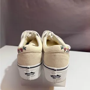 Vans Old Skool Platform Floral Embroidery Sneakers size 8 thumbnail 5
