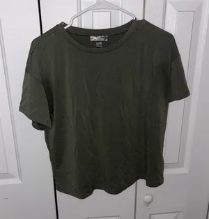 Cable & Gauge Green tee shirt thumbnail 1