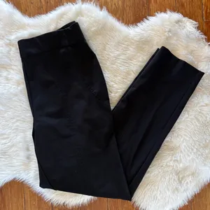Thalian Classic Black Cropped Pull On Pants Size 14 thumbnail 1